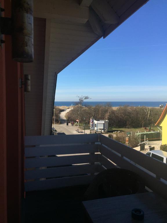 Strandhotel Deichgraf กราล-มือริทซ์ ภายนอก รูปภาพ